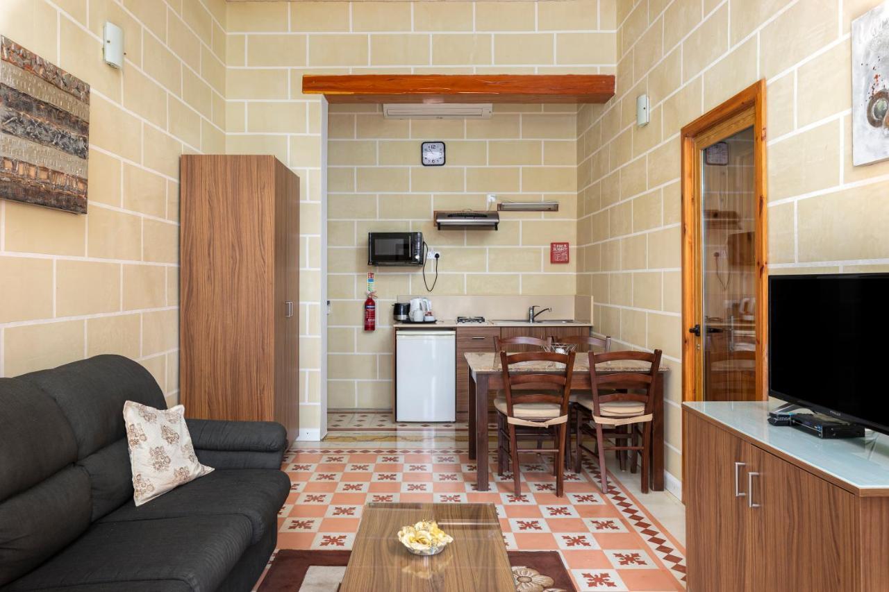 Quayside Apartments 마르사실로크 외부 사진