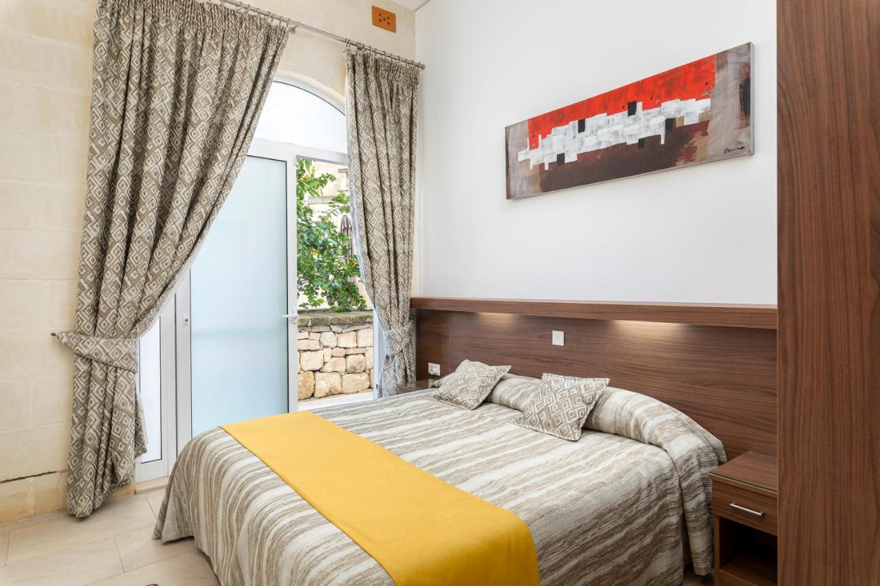 Quayside Apartments 마르사실로크 외부 사진
