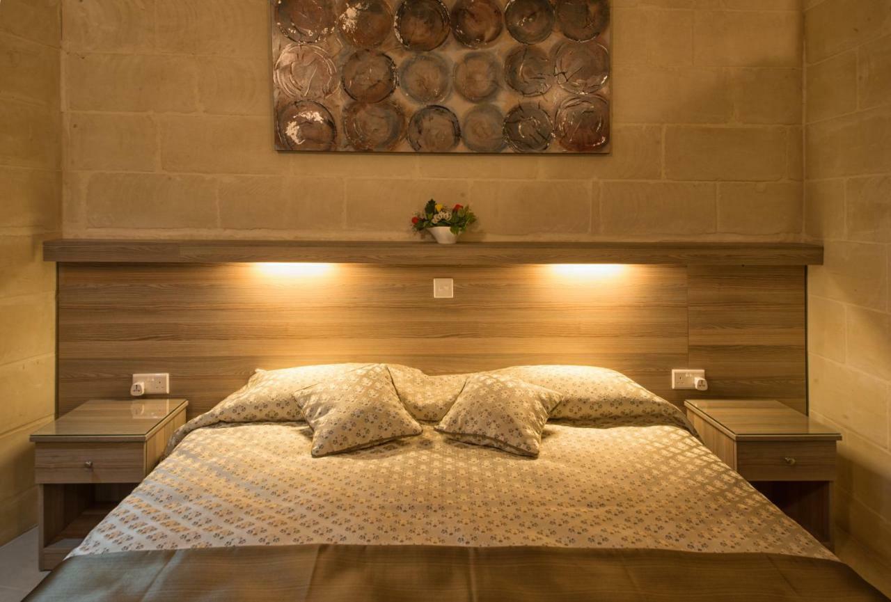 Quayside Apartments 마르사실로크 외부 사진