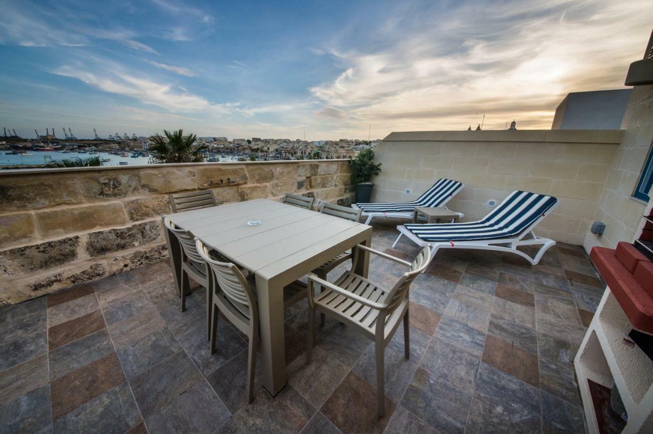 Quayside Apartments 마르사실로크 외부 사진